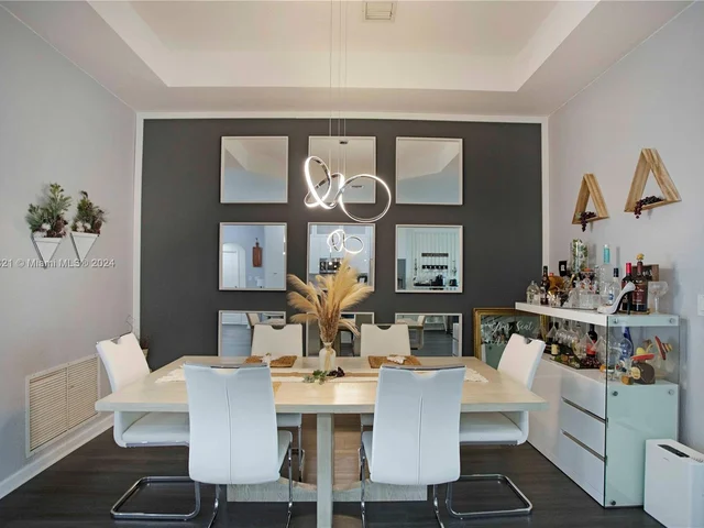 1381 SW 155th Ave, Miami FL 33194