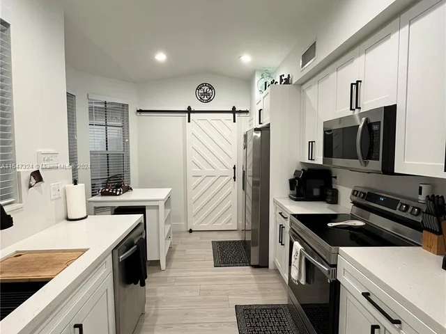 2735 SW 187th Ave, Miramar FL 33029