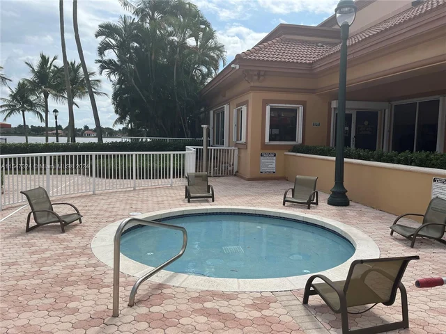 2735 SW 187th Ave, Miramar FL 33029