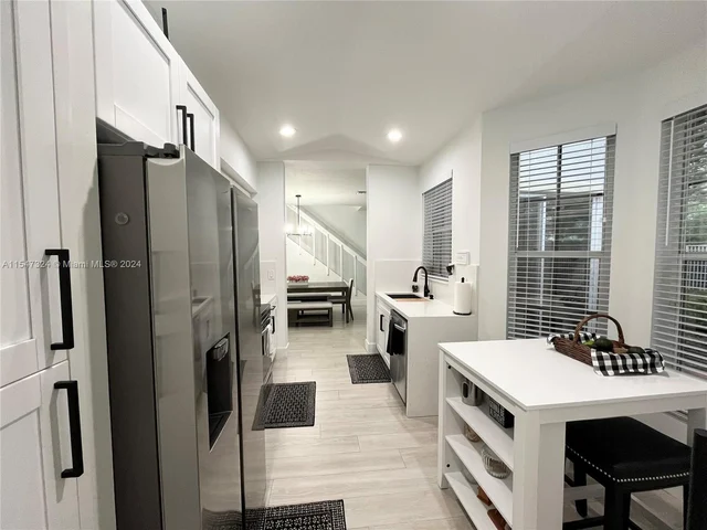 2735 SW 187th Ave, Miramar FL 33029