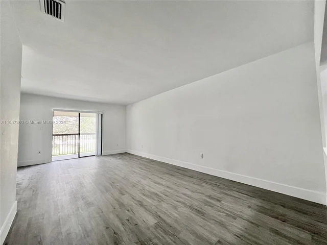 6061 Shakerwood Cir # 207, Tamarac FL 33319