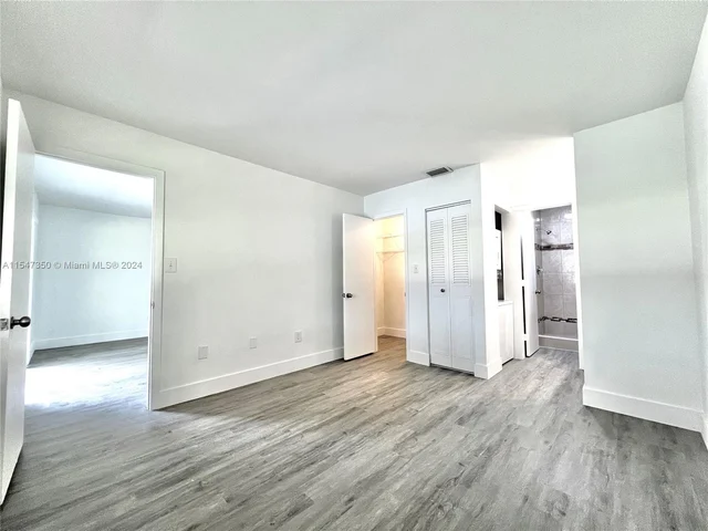 6061 Shakerwood Cir # 207, Tamarac FL 33319