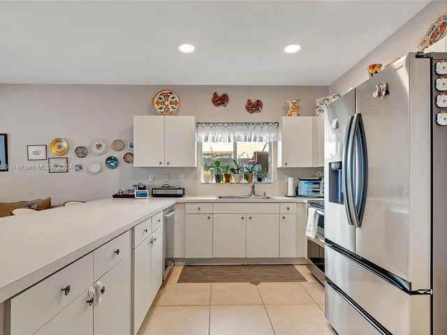 13830 SW 127th Ct, Miami FL 33186