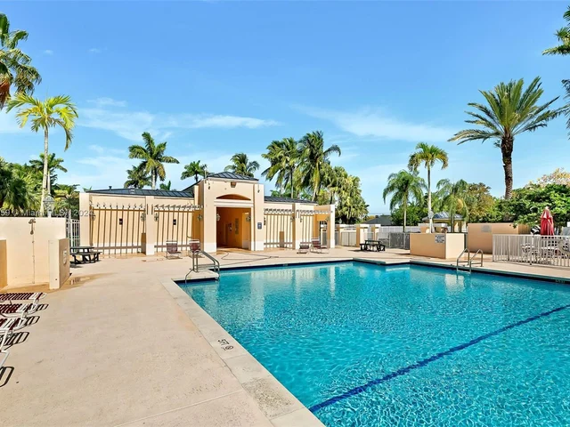 13830 SW 127th Ct, Miami FL 33186