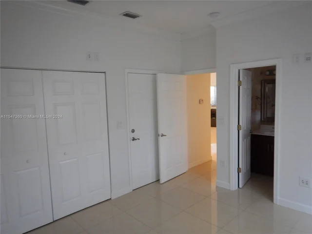 4752 SW 2nd Ter, Miami FL 33134