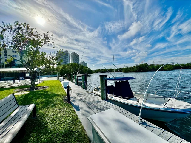 16546 NE 26th Ave # 3G, North Miami Beach FL 33160