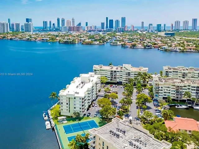 16546 NE 26th Ave # 3G, North Miami Beach FL 33160