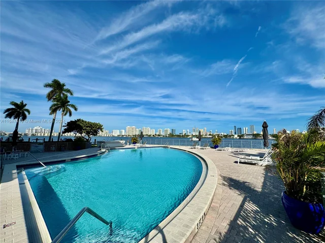 16546 NE 26th Ave # 3G, North Miami Beach FL 33160