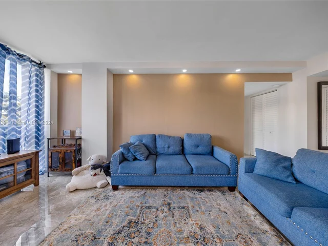 17021 N Bay Rd # 402, Sunny Isles Beach FL 33160