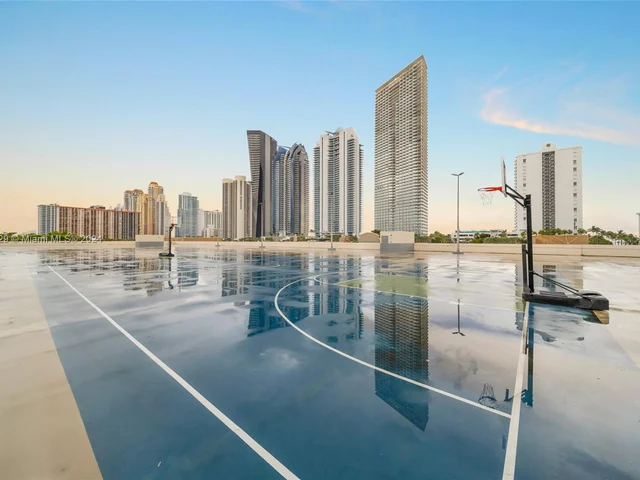 17021 N Bay Rd # 402, Sunny Isles Beach FL 33160