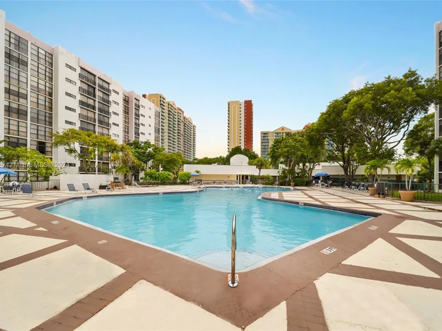 17021 N Bay Rd # 402, Sunny Isles Beach FL 33160