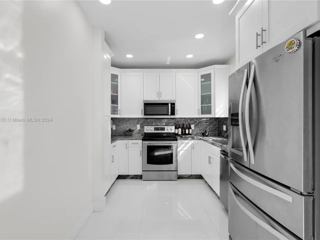 1073 NE 41st Ter, Homestead FL 33033