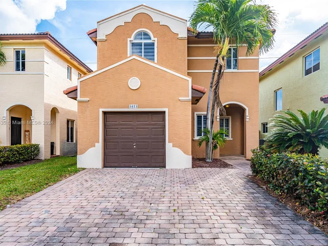 1073 NE 41st Ter, Homestead FL 33033