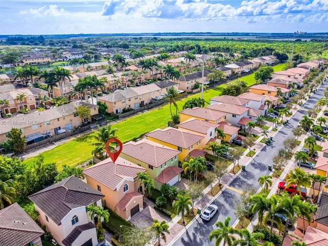 1073 NE 41st Ter, Homestead FL 33033