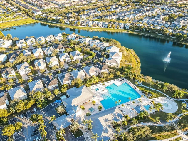 1073 NE 41st Ter, Homestead FL 33033