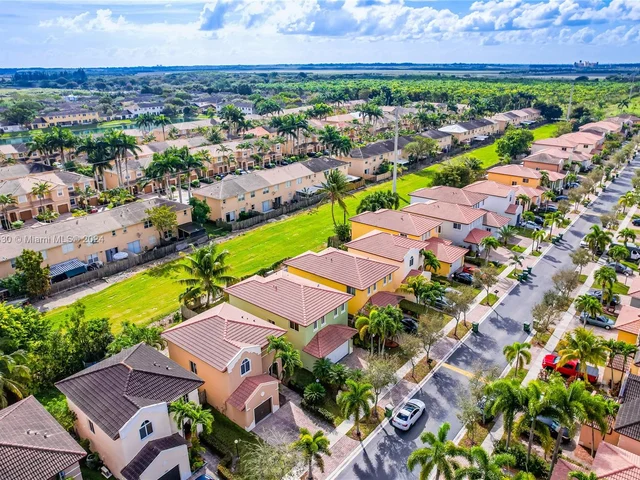 1073 NE 41st Ter, Homestead FL 33033