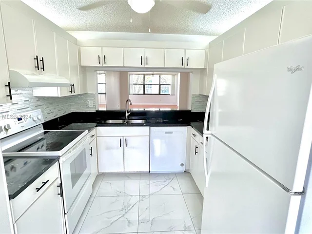 10344 E Clairmont Cir # 203, Tamarac FL 33321