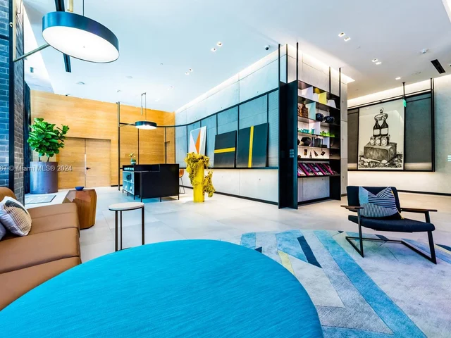 121 NE 34th St # 1415, Miami FL 33137