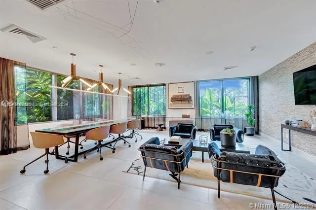 121 NE 34th St # 1415, Miami FL 33137