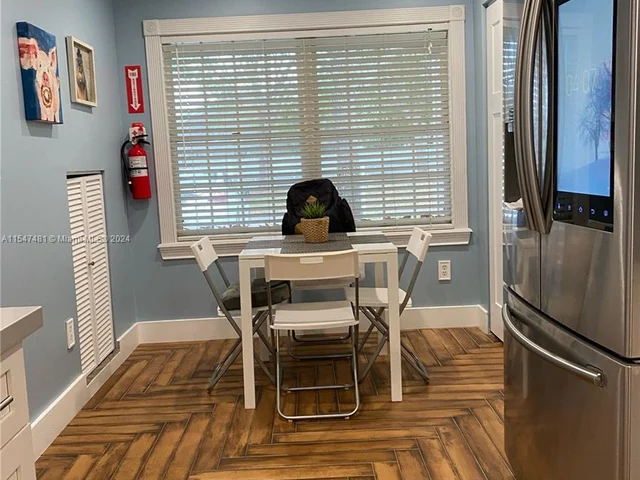 14530 SW 142nd Place Cir, Miami FL 33186