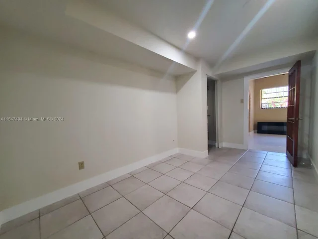 600 SW 89th Ct, Miami FL 33174