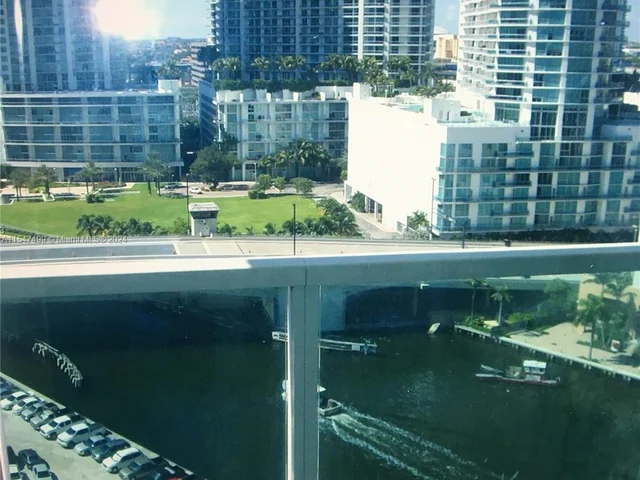 31 SE 5th St # 1603, Miami FL 33131