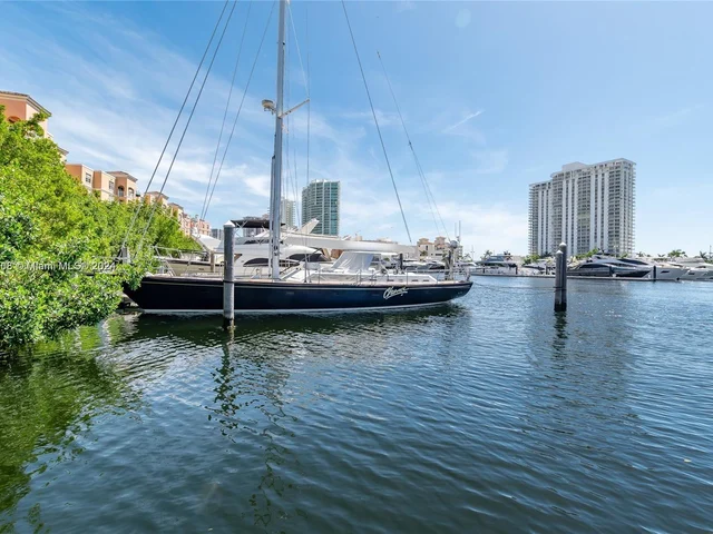 19801 E Country Club Dr # 4202, Aventura FL 33180