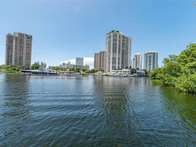 19801 E Country Club Dr # 4202, Aventura FL 33180