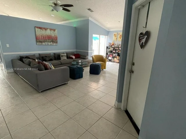 15270 SW 51st St, Miramar FL 33027