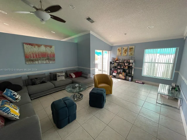 15270 SW 51st St, Miramar FL 33027