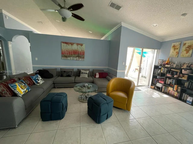 15270 SW 51st St, Miramar FL 33027