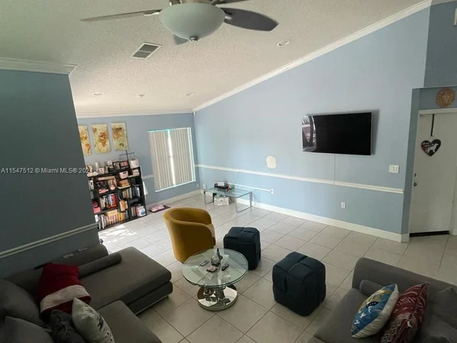 15270 SW 51st St, Miramar FL 33027