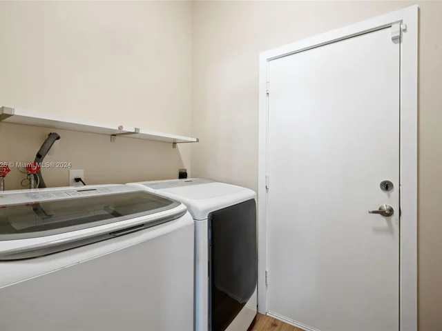 18361 NW 10th St, Pembroke Pines FL 33029