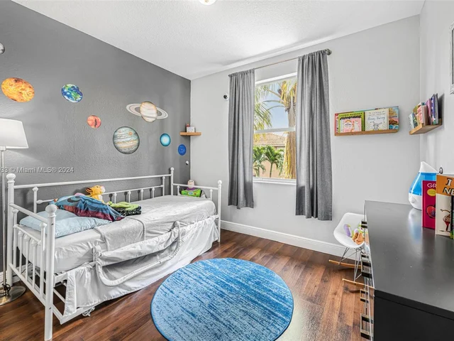 834 NW 135th Ave # 834, Pembroke Pines FL 33028