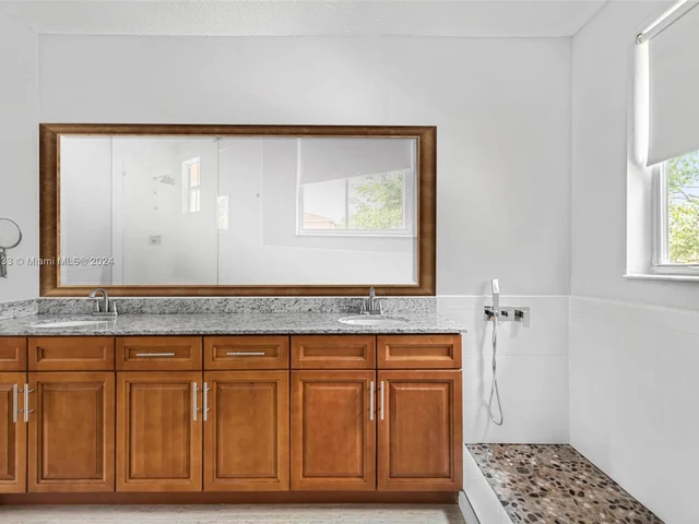 834 NW 135th Ave # 834, Pembroke Pines FL 33028