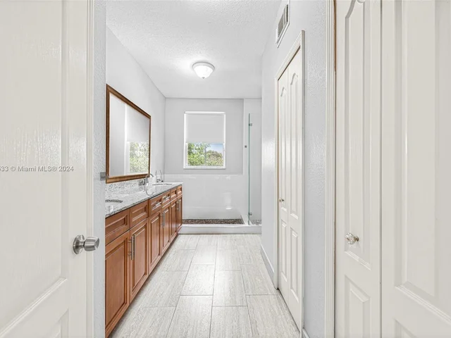 834 NW 135th Ave # 834, Pembroke Pines FL 33028