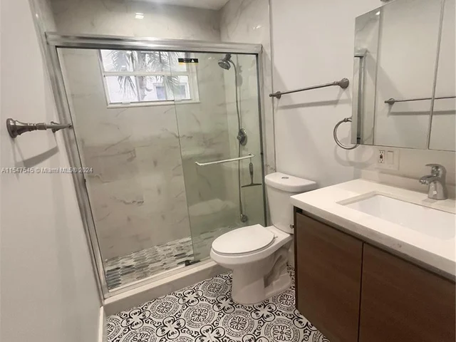 6910 Bay Dr # 6, Miami Beach FL 33141