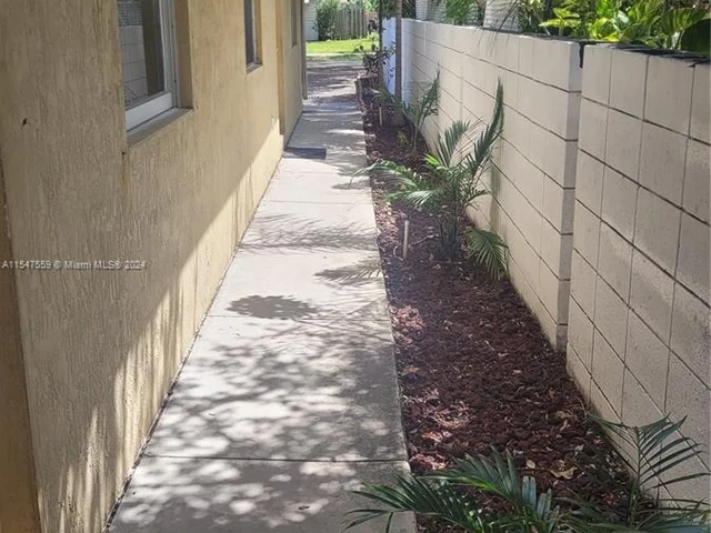 2317 Liberty St # 2, Hollywood FL 33020