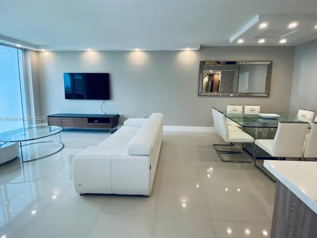 10275 Collins Ave # 1206, Bal Harbour FL 33154