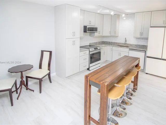 1410 14th Ter # 1410, Palm Beach Gardens FL 33418