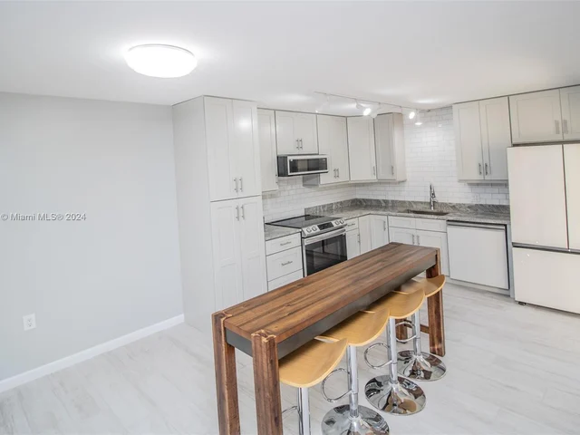 1410 14th Ter # 1410, Palm Beach Gardens FL 33418