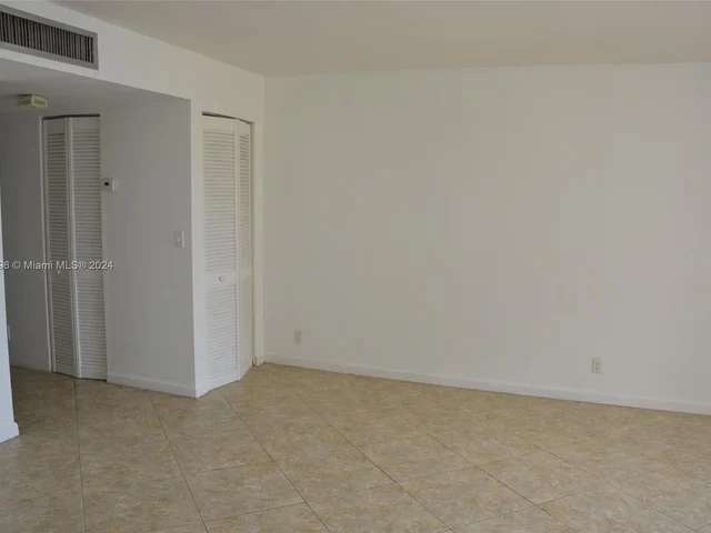 200 SE 15th Rd # 7A, Miami FL 33129