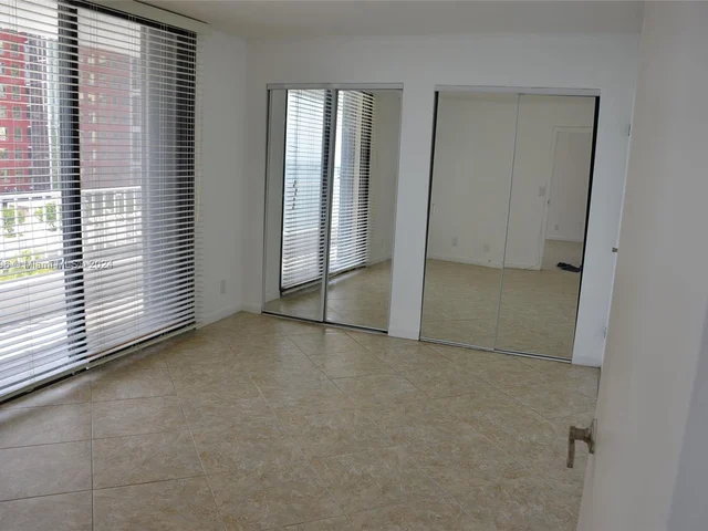 200 SE 15th Rd # 7A, Miami FL 33129