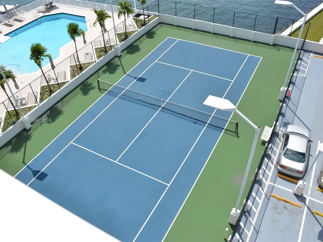 200 SE 15th Rd # 7A, Miami FL 33129