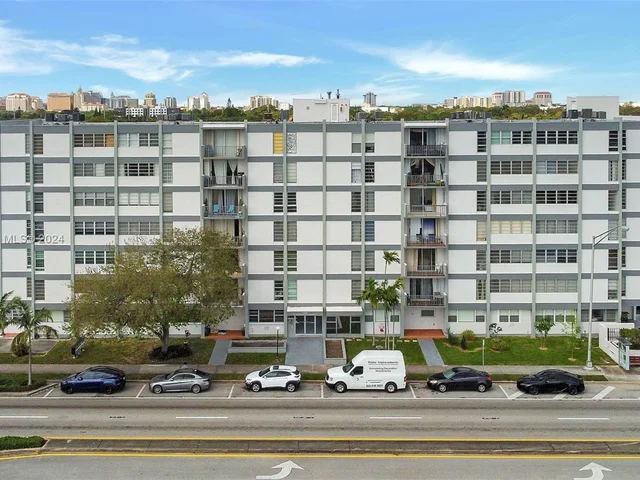 1400 SW 27th Ave # 501, Miami FL 33145