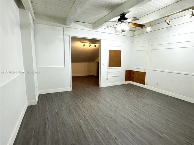 11323 SW 74th Ter, Miami FL 33173