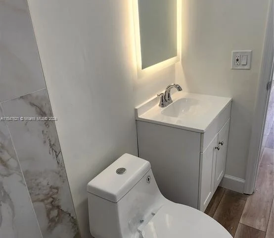 17750 NE 19th Ave, North Miami Beach FL 33162