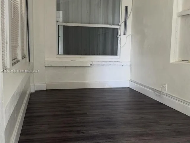 2426 Johnson St, Hollywood FL 33020