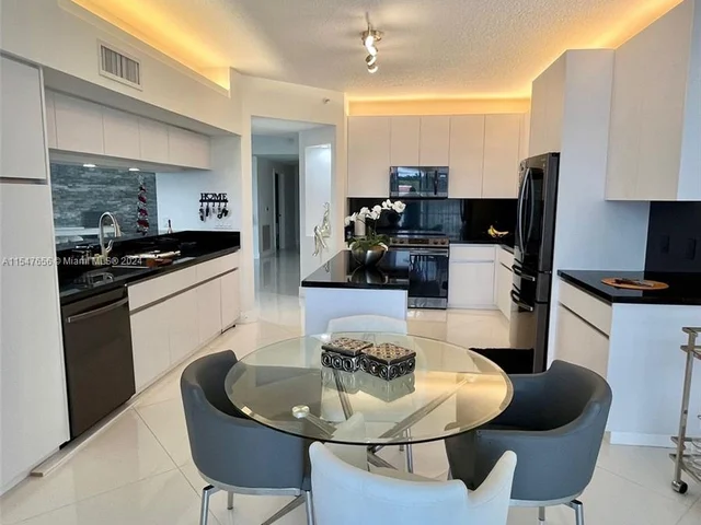 10730 NW 66th St # 108, Doral FL 33178