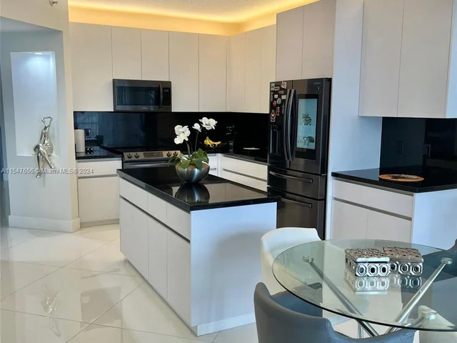 10730 NW 66th St # 108, Doral FL 33178